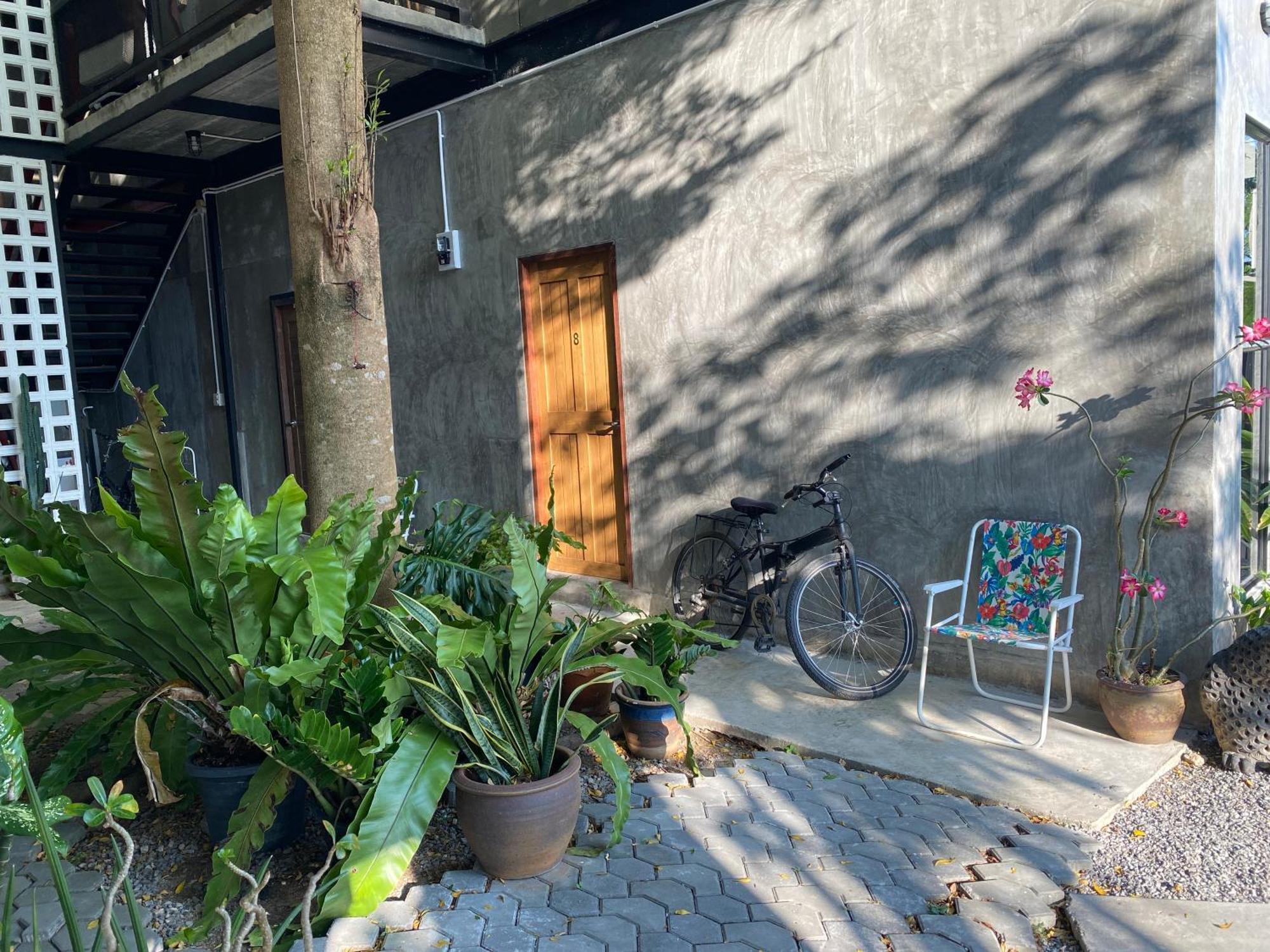 Nokhook House Hostel Trang Buitenkant foto